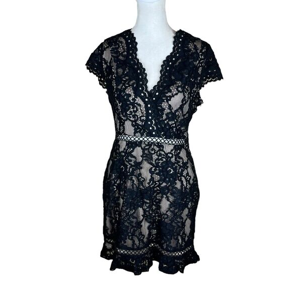 Lulu’s To The Moon & Back Black Lace Mini Dress Size S - Picture 2 of 7